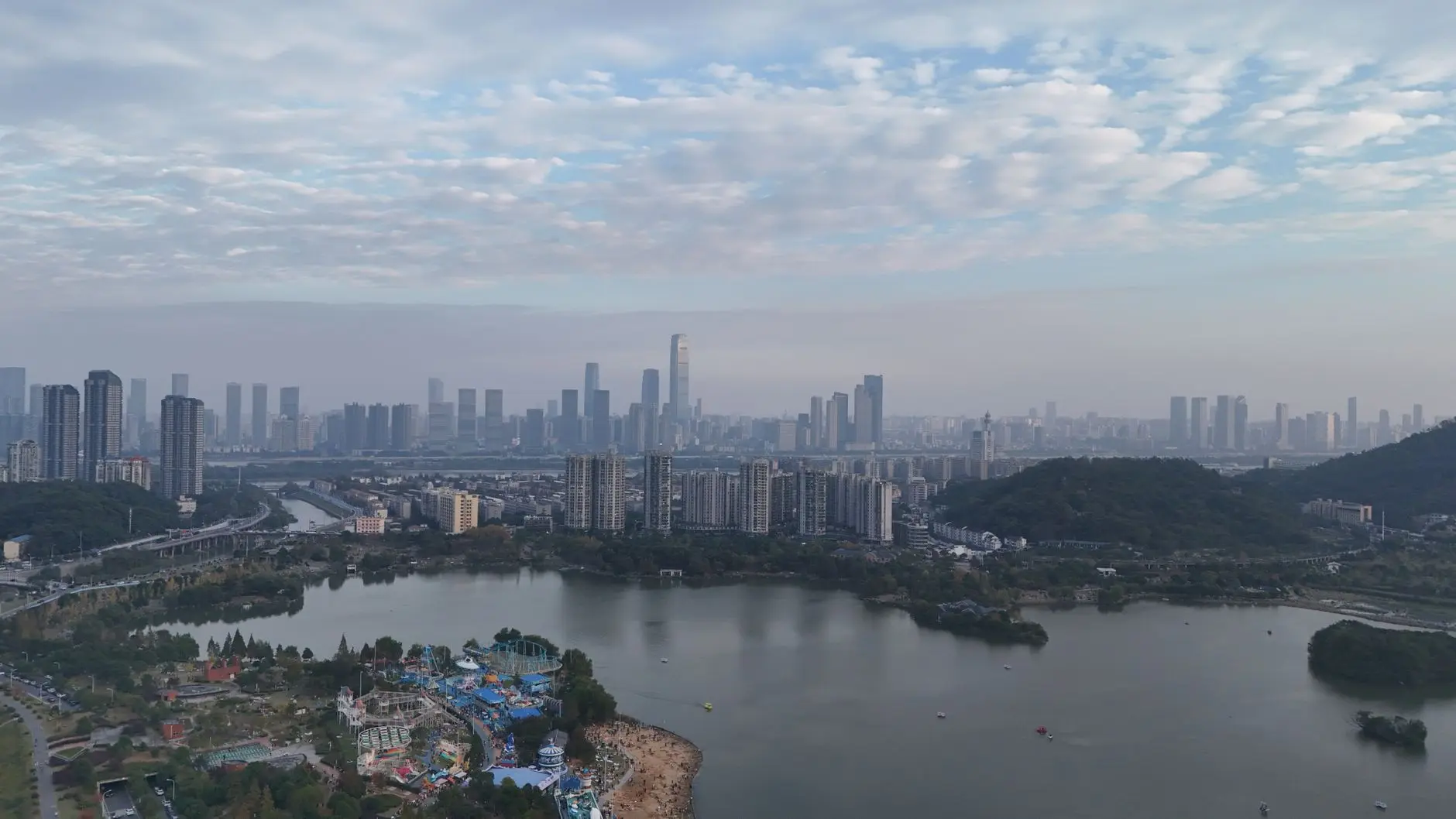 2025年企业数字化平台建设方案：基于四川粉红星球技术的行业实践